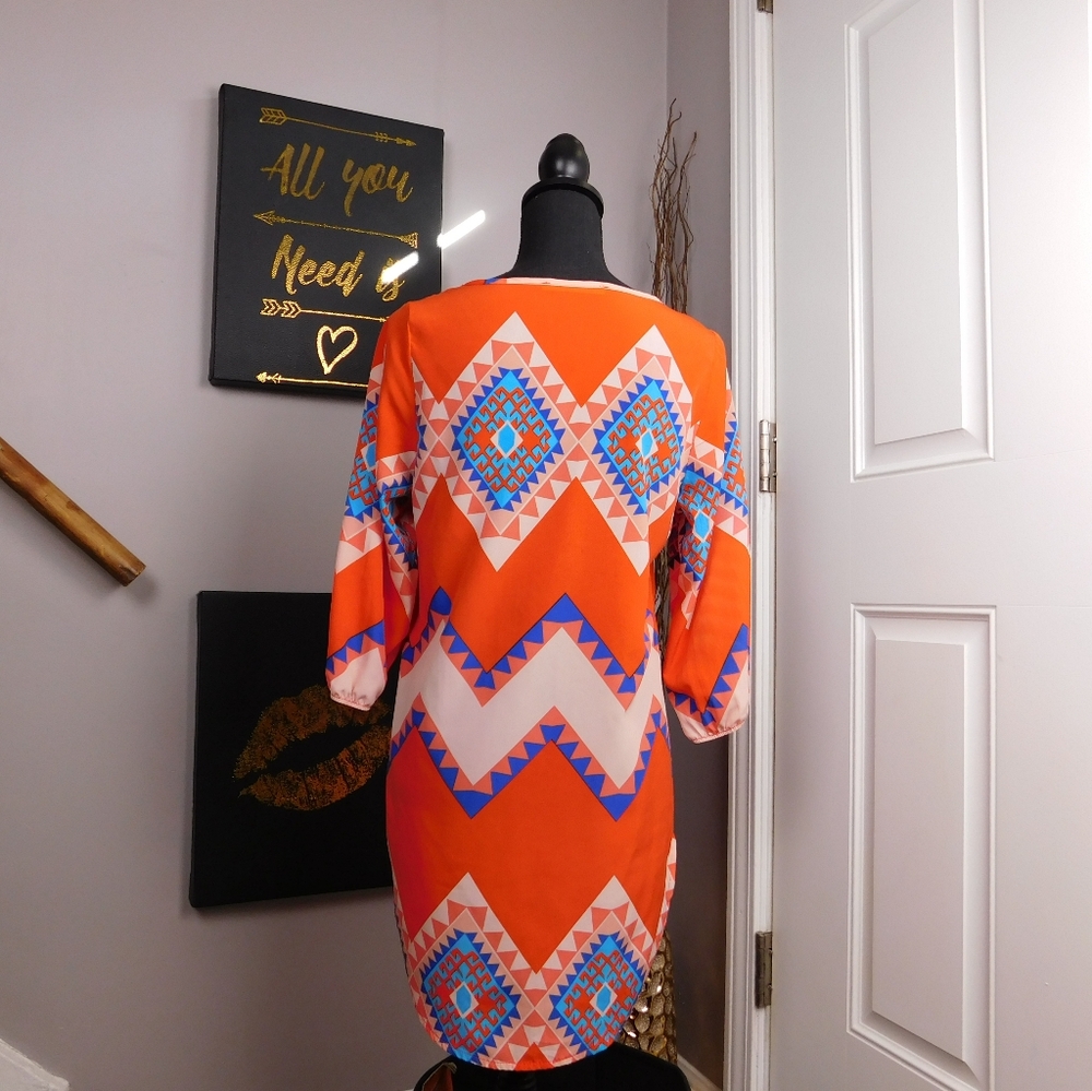 🌻 Miami Vibrant Aztec Pattern High-Low Blouse - Picture 6 of 8